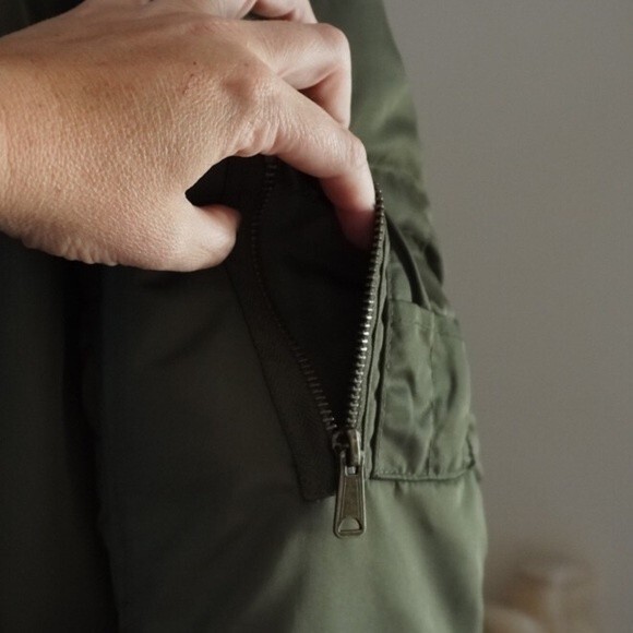 H&M sz XS L.O.G.G. Olive Green Puffer Jacket - Picture 5 of 10